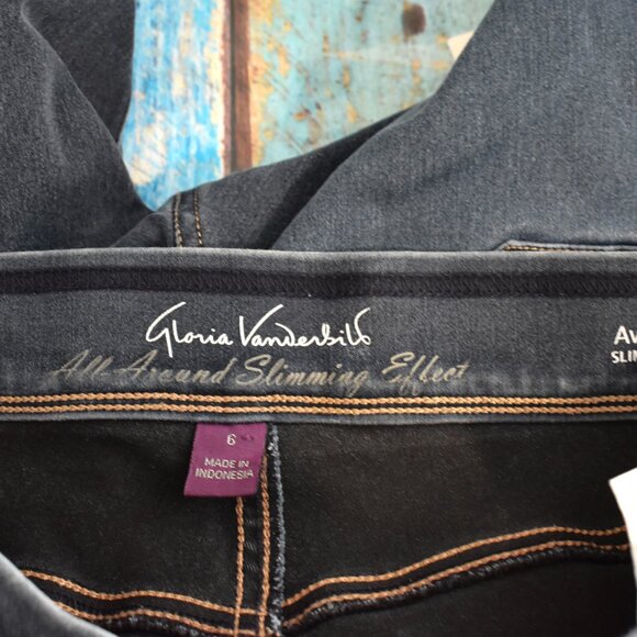 Women's Gloria Vanderbilt Avery Slim Jeans Pull On SIZE 6 Missy PRE-OWNED - Picture 8 of 9